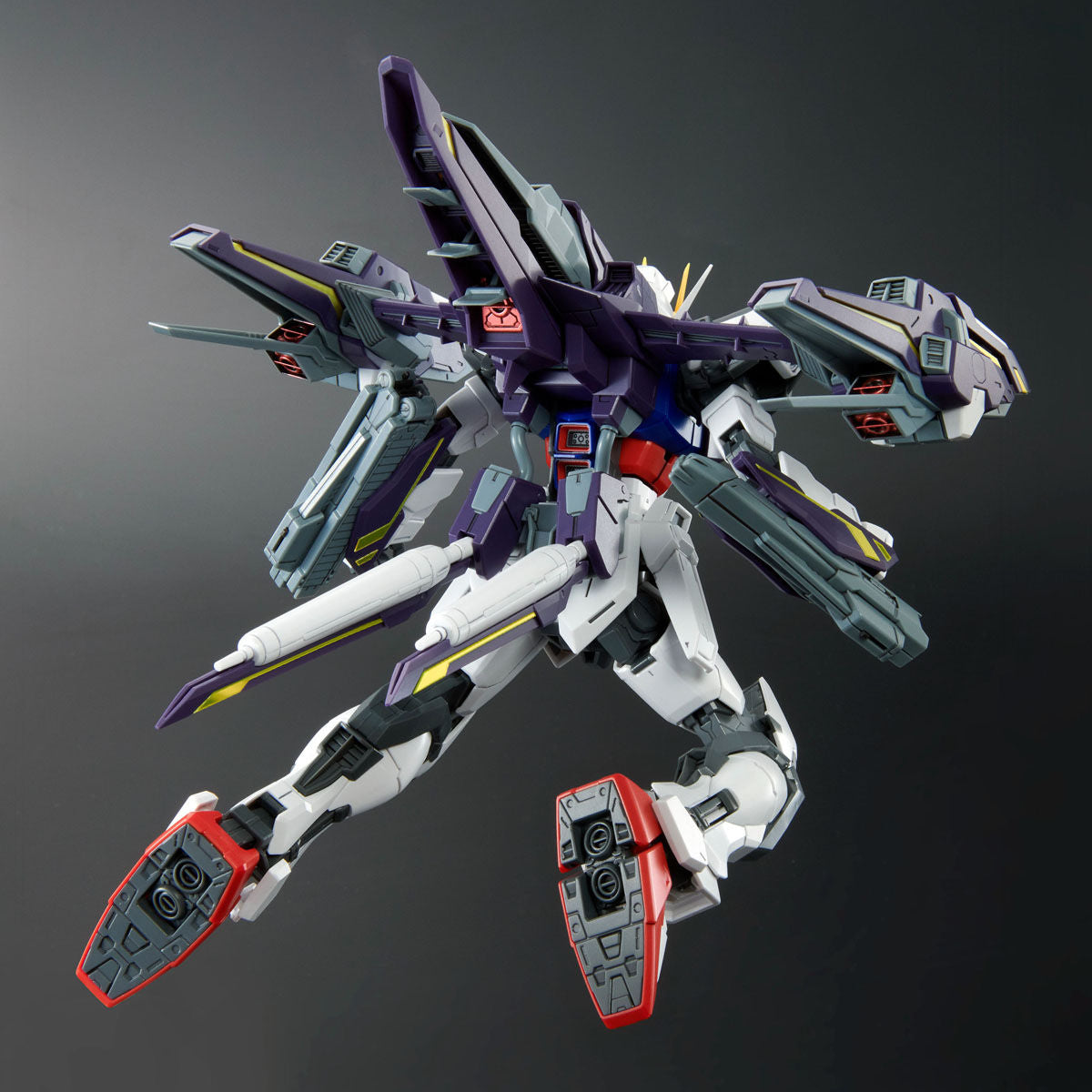 MG 1/100 MG 1/100 エールストライクガンダム Ver.RM LIGHTNING STRIKE GUNDAM Ver.RM