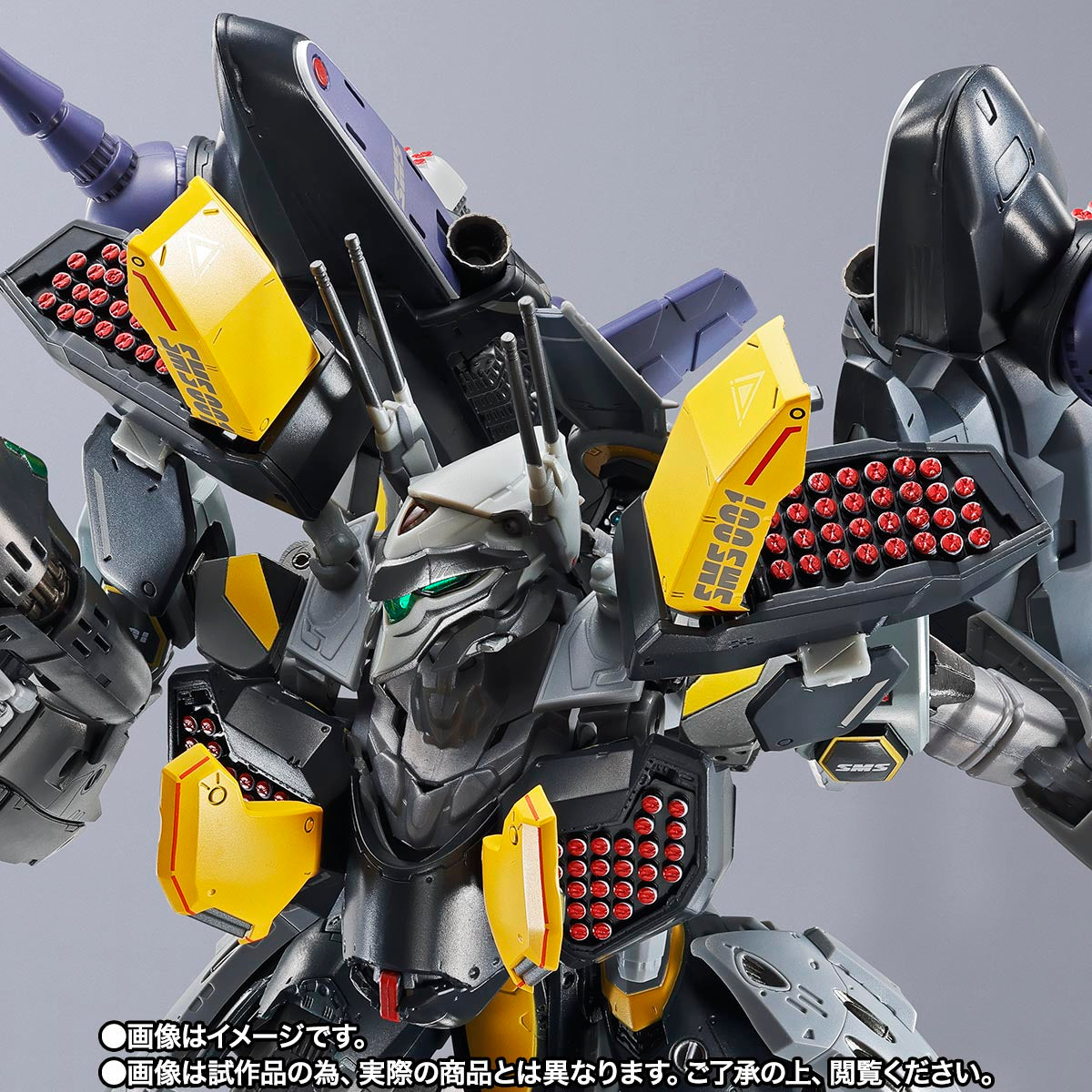 【限定】DX超合金 VF-25S アーマードメサイアバルキリー (オズマ・リー機)リバイバルVer.