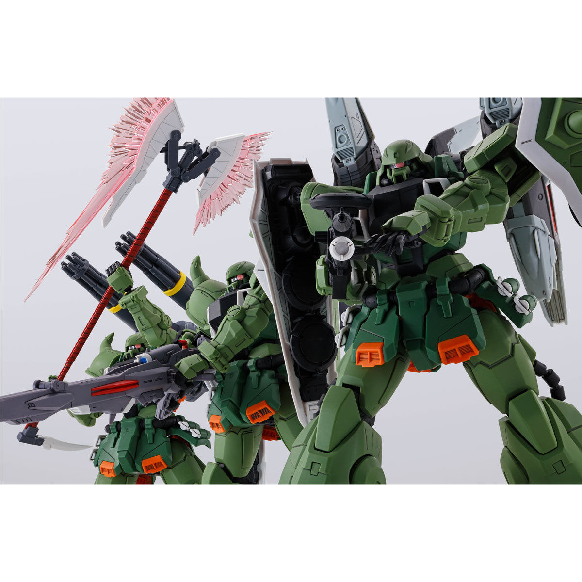 MG 1/100 ガナーウィザード/スラッシュウィザード/ブレイズウィザードセット (輔助裝備套裝)
