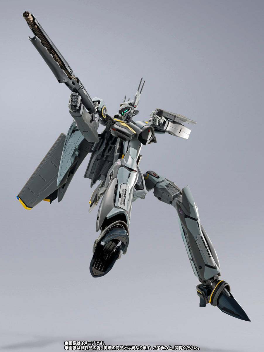 【限定】DX超合金 VF-25S アーマードメサイアバルキリー (オズマ・リー機)リバイバルVer.