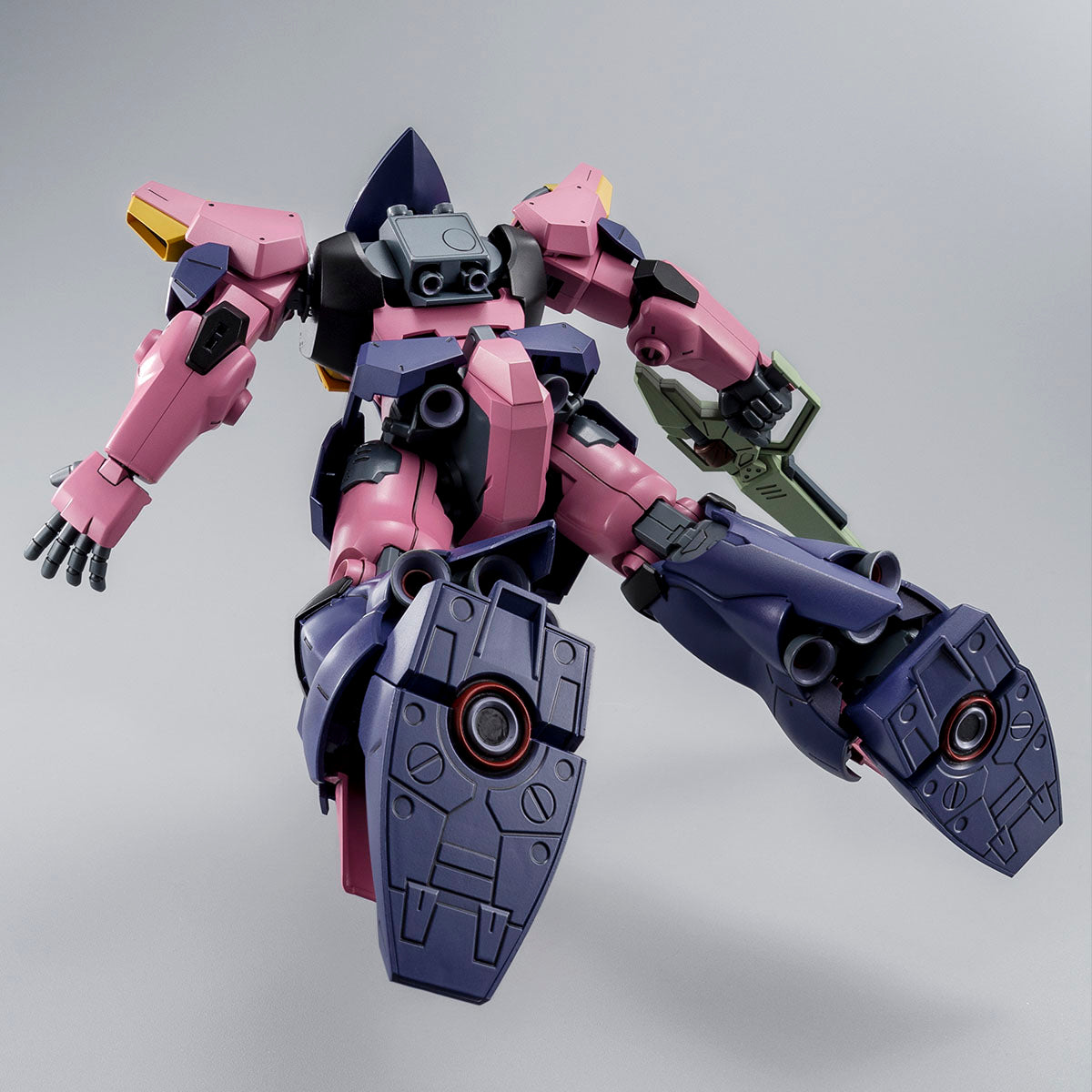 HGUC 1/144 メッサーF02型(指揮官機)MESSER TYPE-F02 (COMMANDER TYPE)