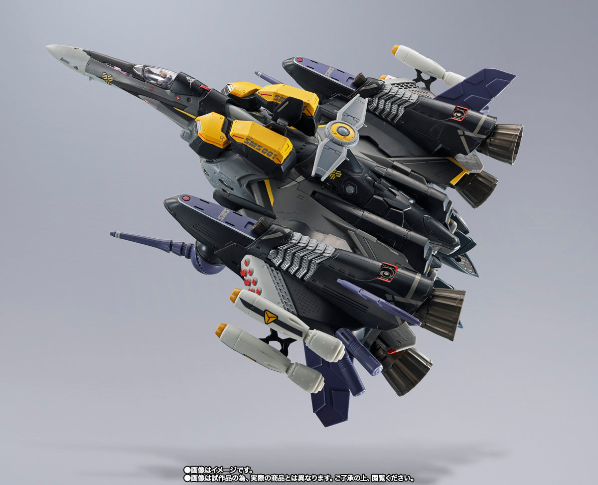【限定】DX超合金 VF-25S アーマードメサイアバルキリー (オズマ・リー機)リバイバルVer.