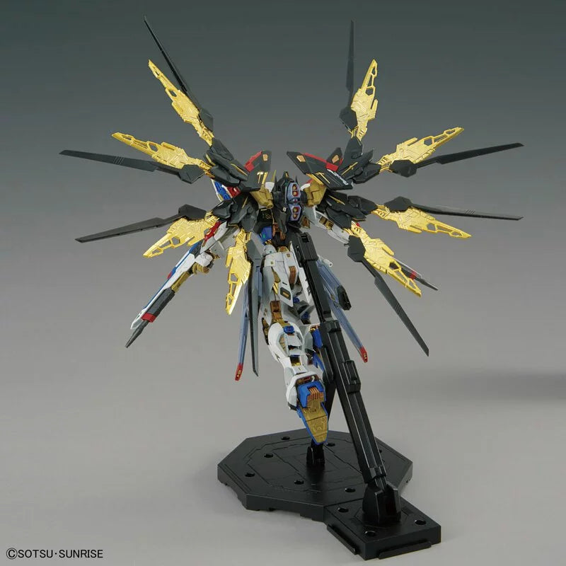 MGEX 1/100 Assault Freedom Gundam