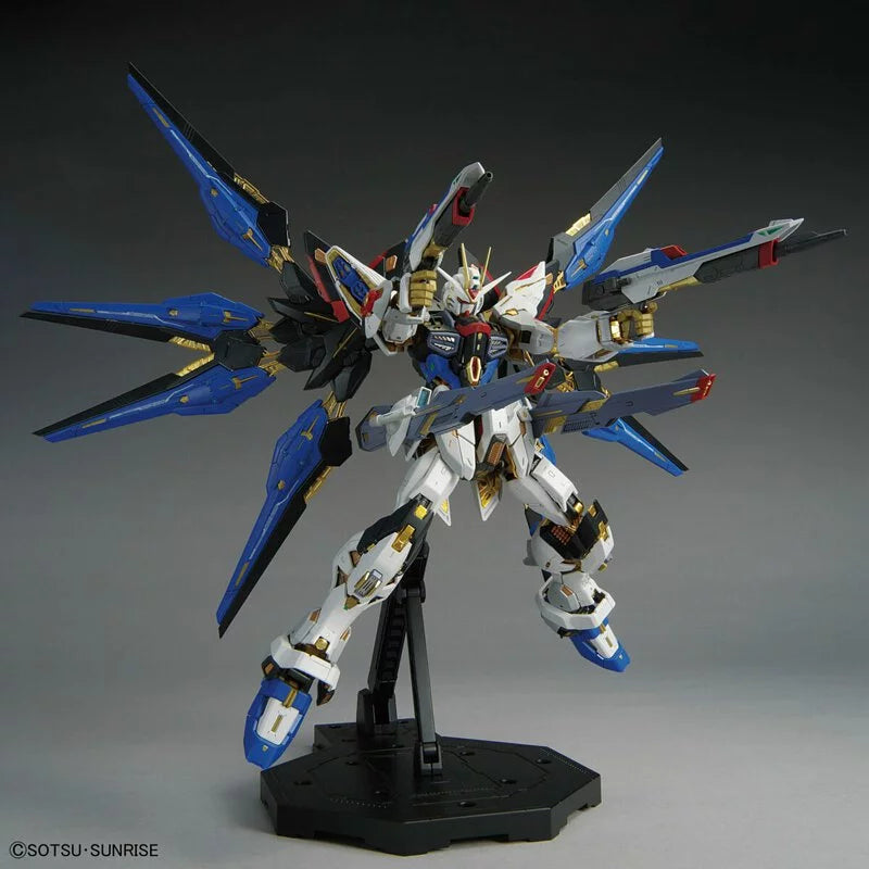 MGEX 1/100 Assault Freedom Gundam