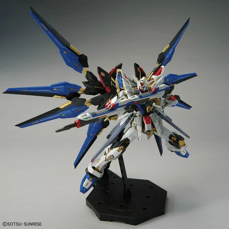 MGEX 1/100 Assault Freedom Gundam