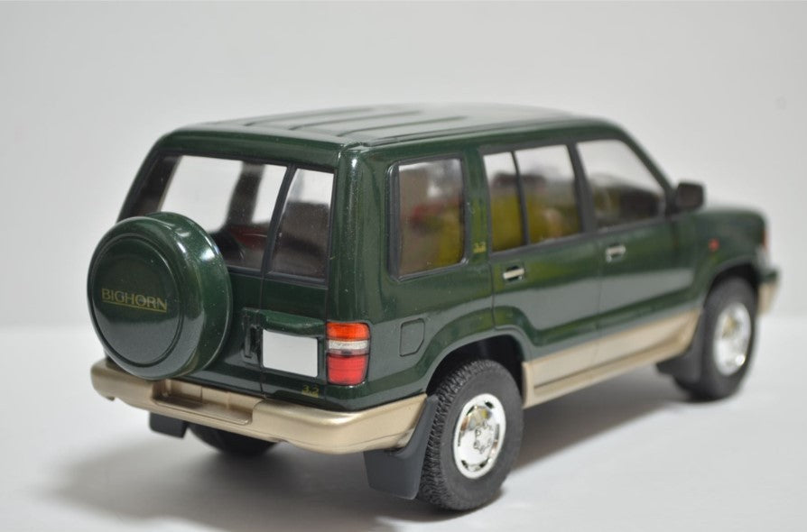 Fujimi 1/24 ID 051 五十鈴 ISUZU BIGHORN