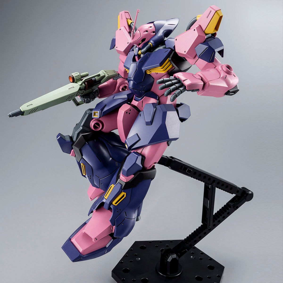 HGUC 1/144 メッサーF02型（指揮官機）MESSER TYPE-F02 (COMMANDER TYPE)