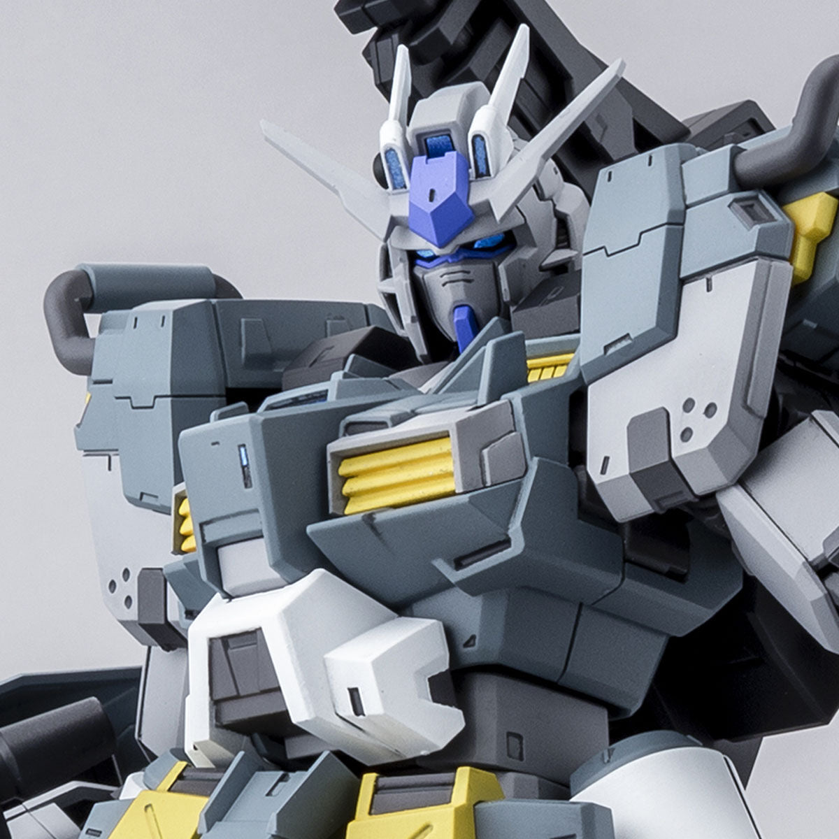 PB MG 1/100 GUNDAM Stormbringer P.F. 興風者高達