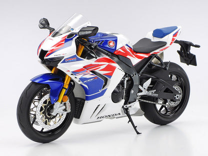 Tamiya 14141 1/12 Honda CBR1000RR-R FIREBLADE SP 30th Anniversary (30週年紀念配色)￼