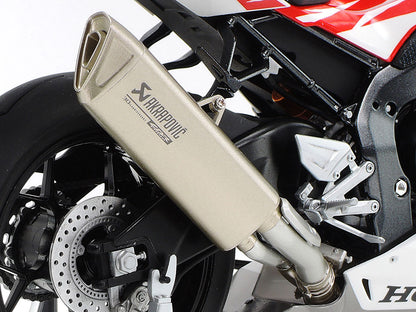 Tamiya 14141 1/12 Honda CBR1000RR-R FIREBLADE SP 30th Anniversary (30週年紀念配色)￼