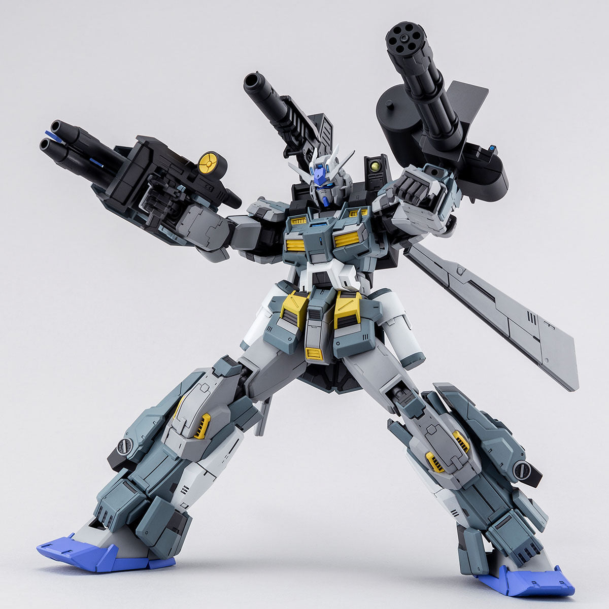 PB MG 1/100 GUNDAM Stormbringer P.F. 興風者高達