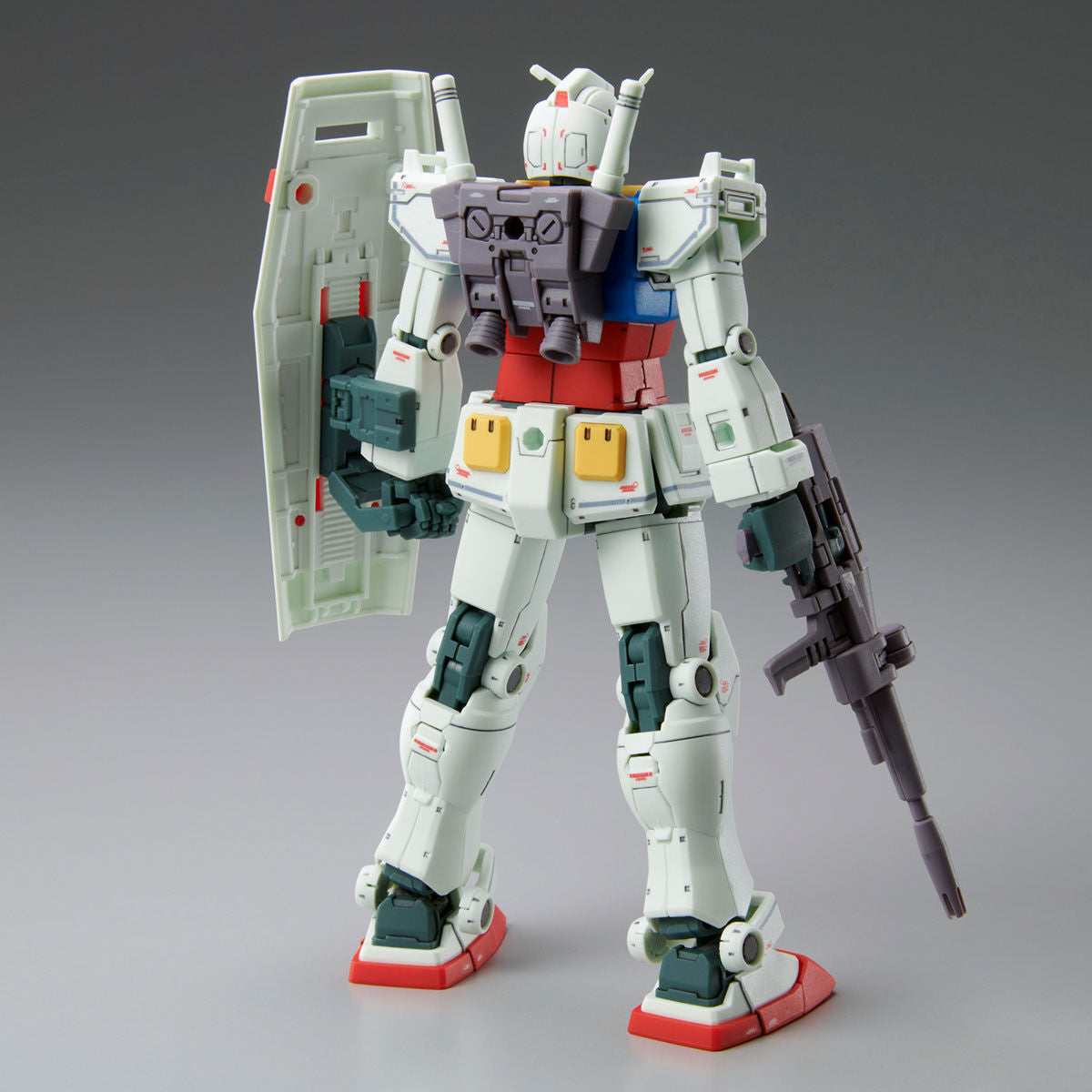 HG 1/144 RX-78-02 Gundam ガンダム(CUCURUZ DOAN’S ISLAND Ver.)(ククルス・ドアンの島版)