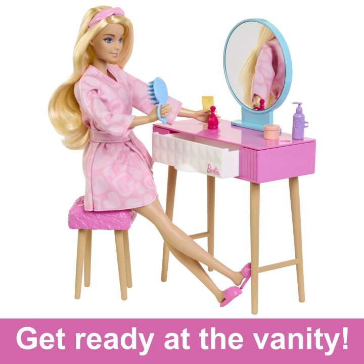 HPT55 Barbie Doll And Bedroom Playset